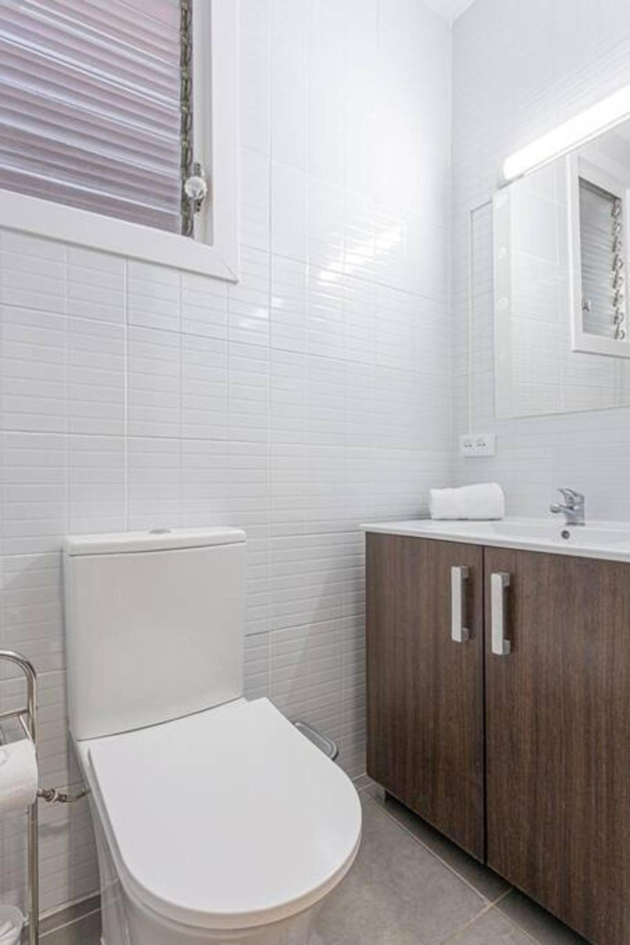 Apartamento Bright 3Bdr Near To The Metro L'Hospitalet de Llobregat Exterior foto